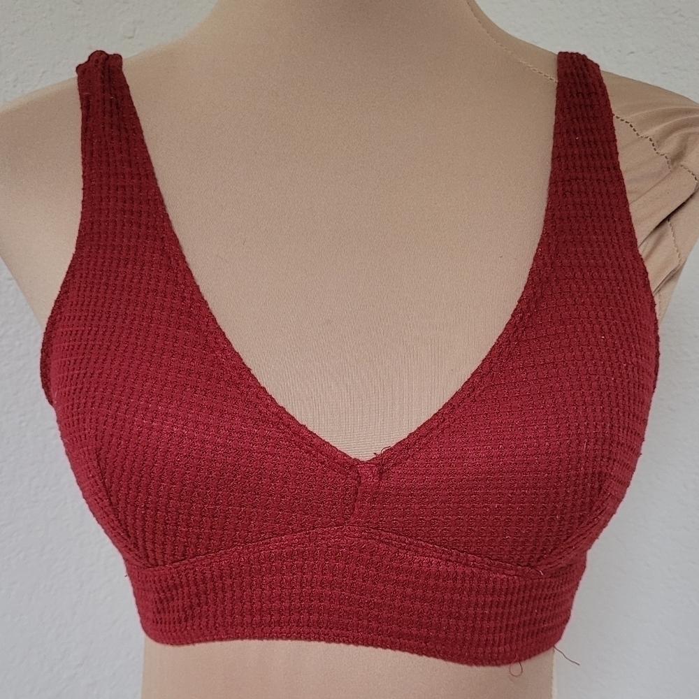 Gilly Hicks Red Twist Back Waffle Texture Crop Top